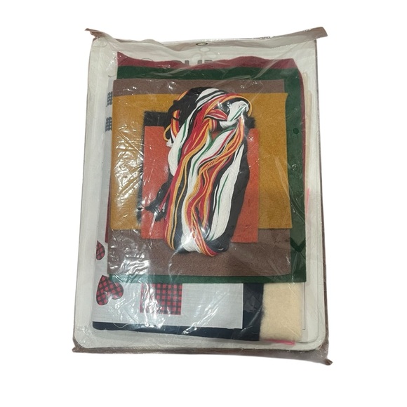 VTG Sunset Felt Fabric Snowy Church Scene Christmas Patchwork Stocking 18076 NIP - Picture 6 of 6